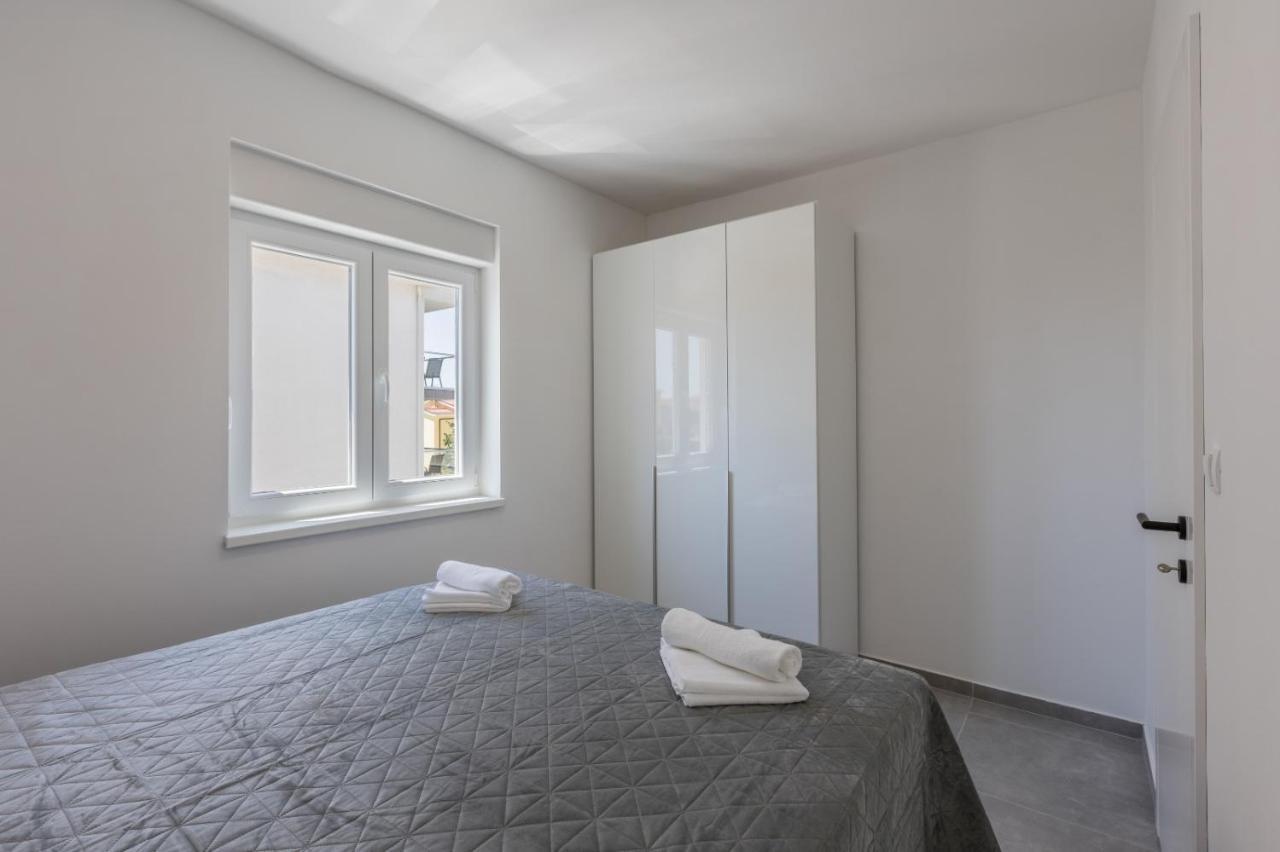 Carpe Diem Luxury Apartments Rogoznica  Exterior foto