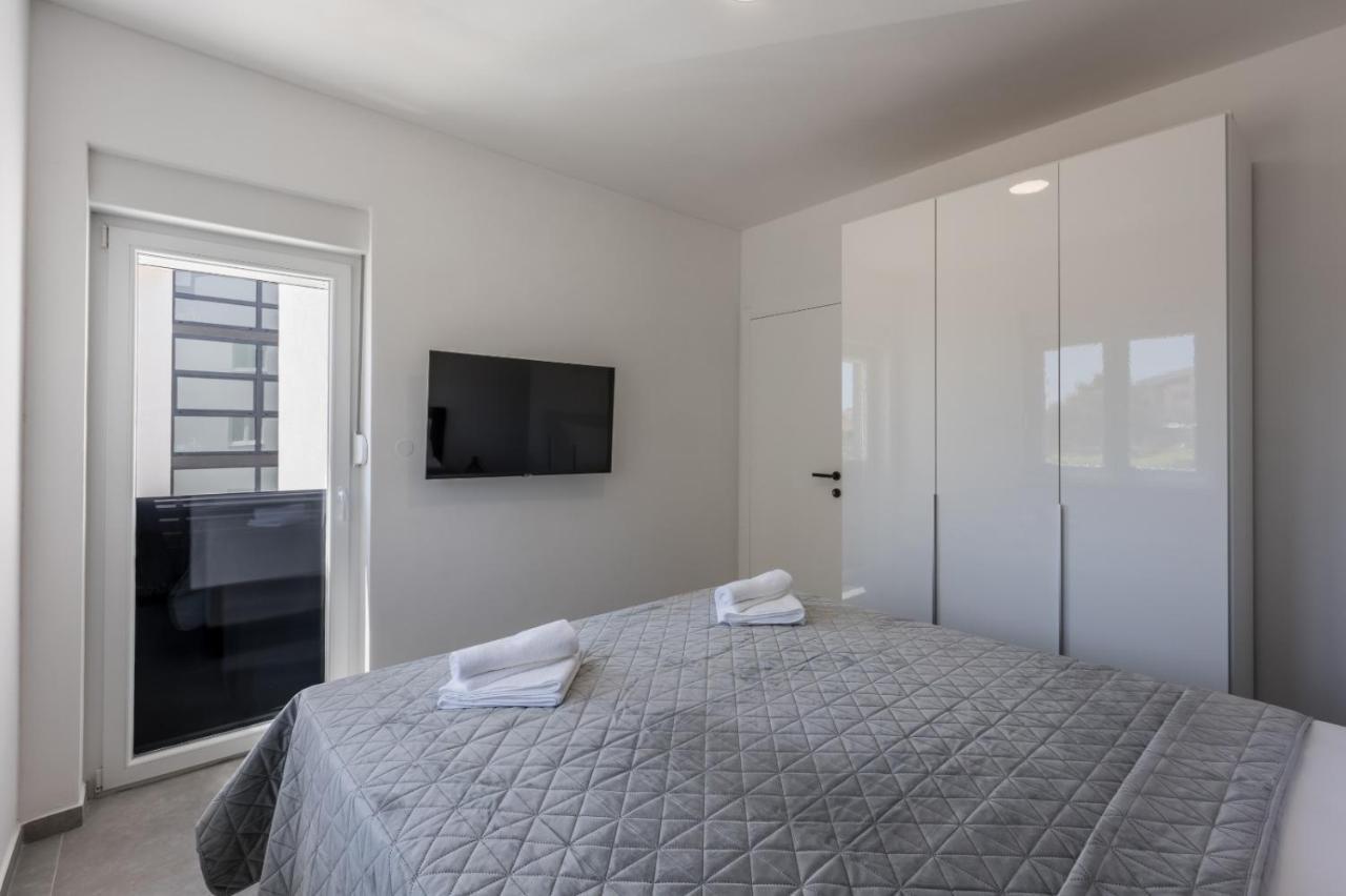 Carpe Diem Luxury Apartments Rogoznica  Exterior foto