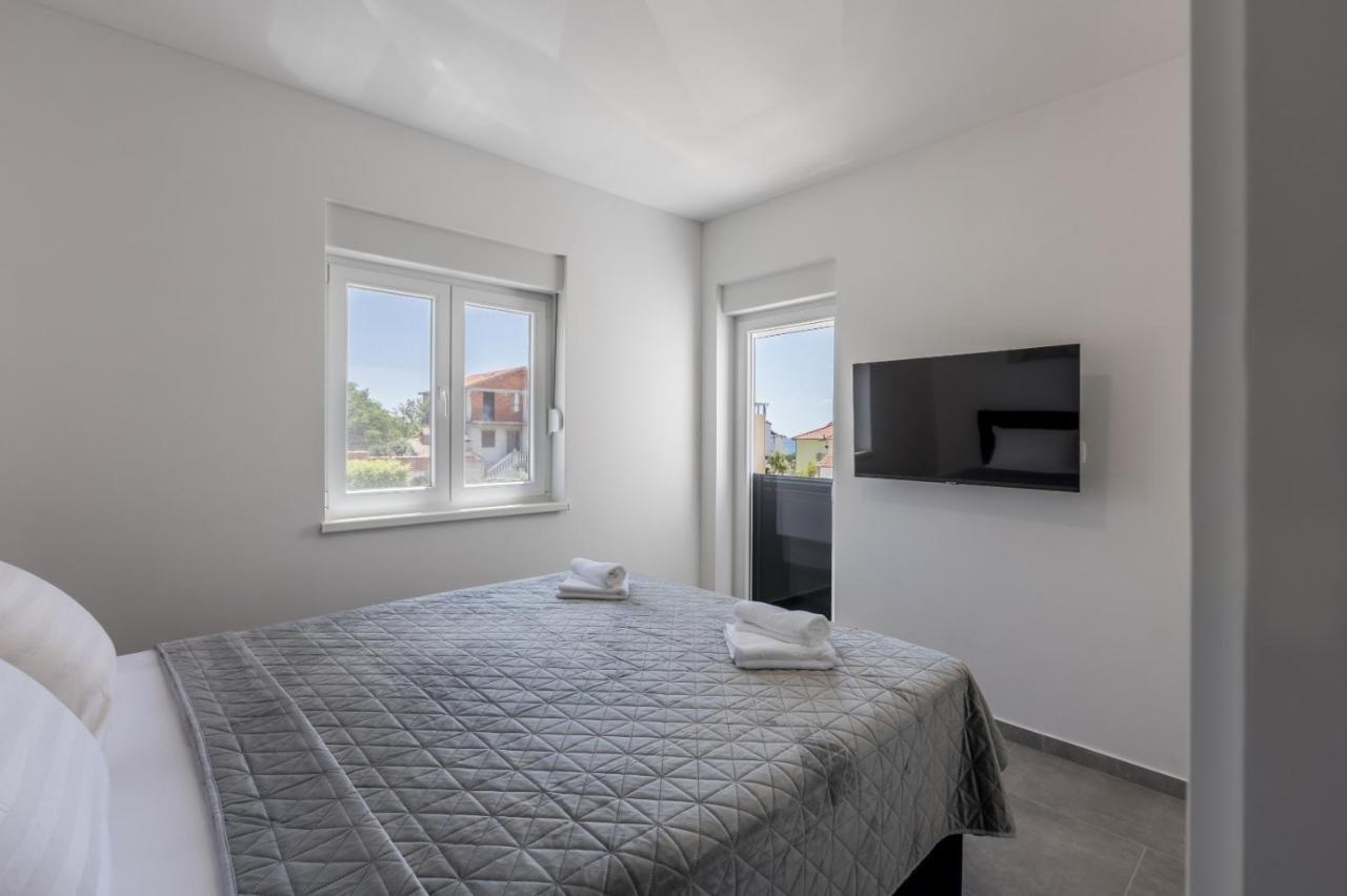 Carpe Diem Luxury Apartments Rogoznica  Exterior foto