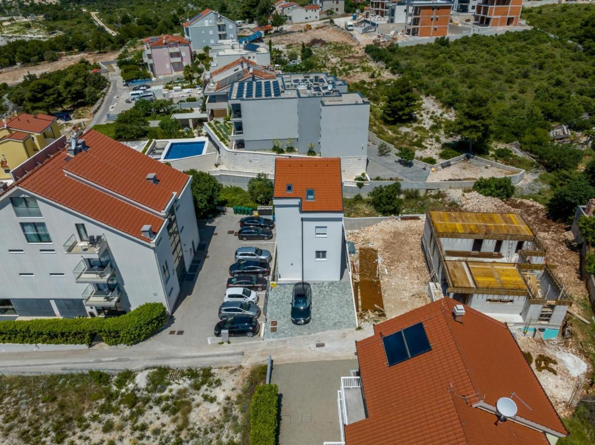 Carpe Diem Luxury Apartments Rogoznica  Exterior foto